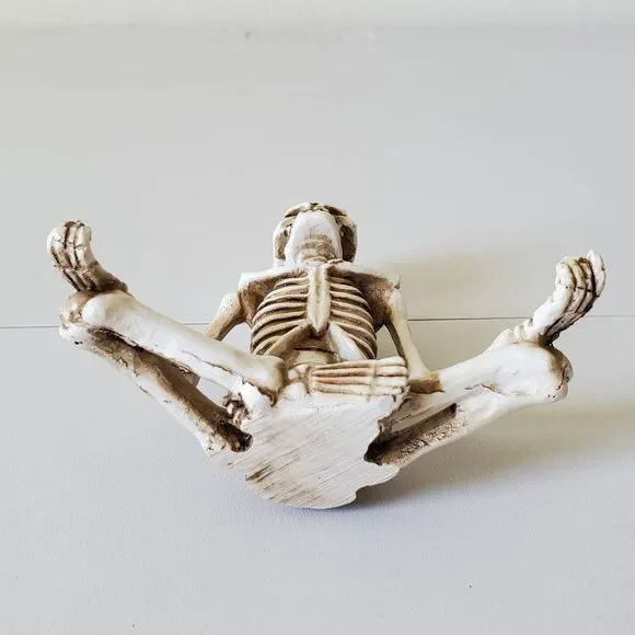 Halloween Yoga Skeleton Figurines Decorations Zen Poses Resin Set of 4 New - Picture 13 of 16